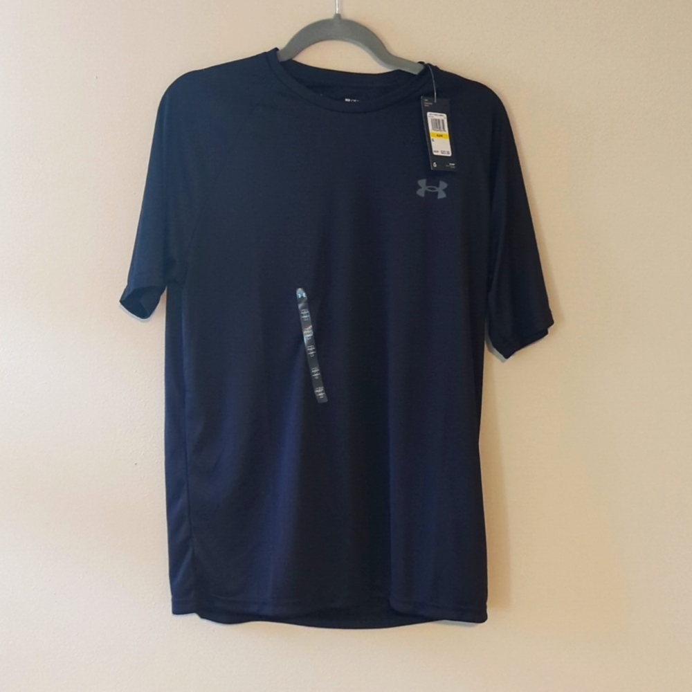 NWT Under Armour tech shirt